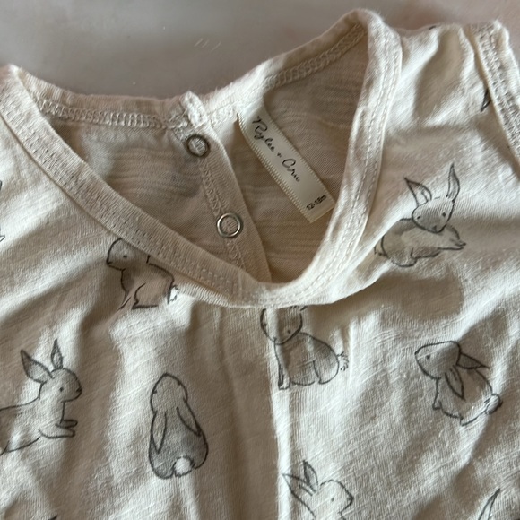Rylee + Cru bunny print onesie bubble romper unisex. 12-18 month - Picture 2 of 4